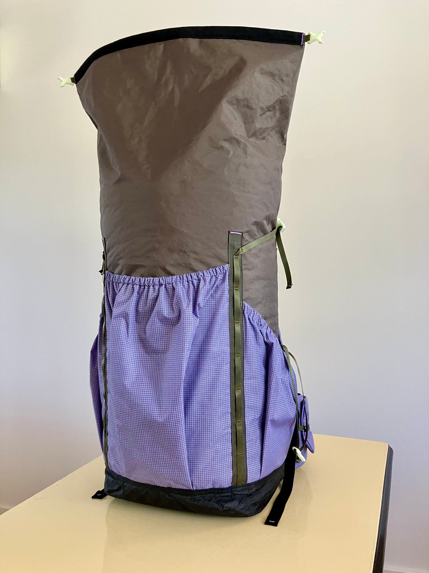 Thru 45L (Size M)