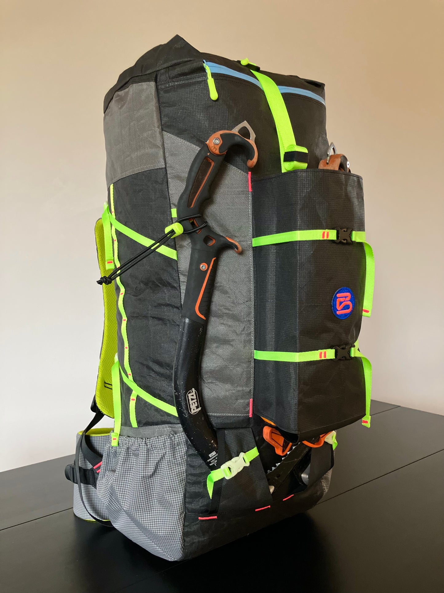 Alpine 69L (Size M)