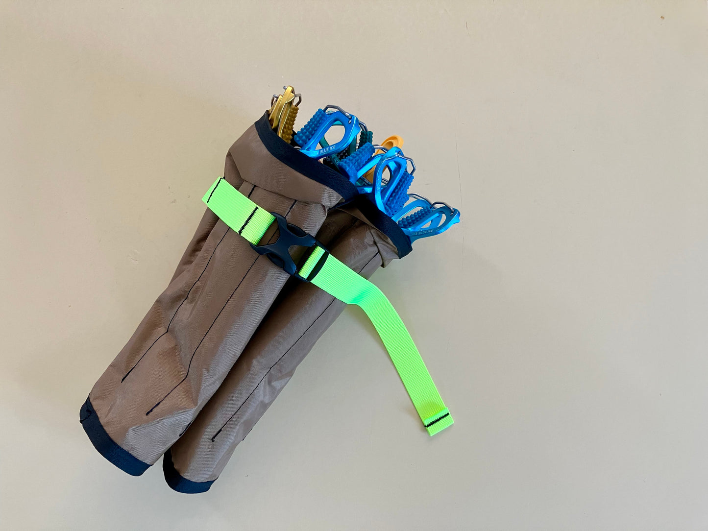 Ice Screw Quiver - Large