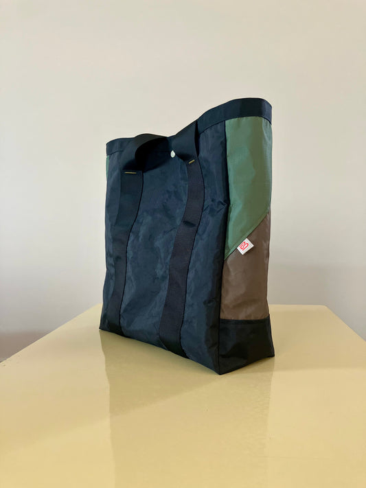 Tote #24