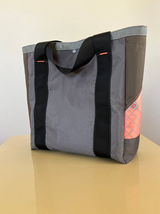 Tote #16
