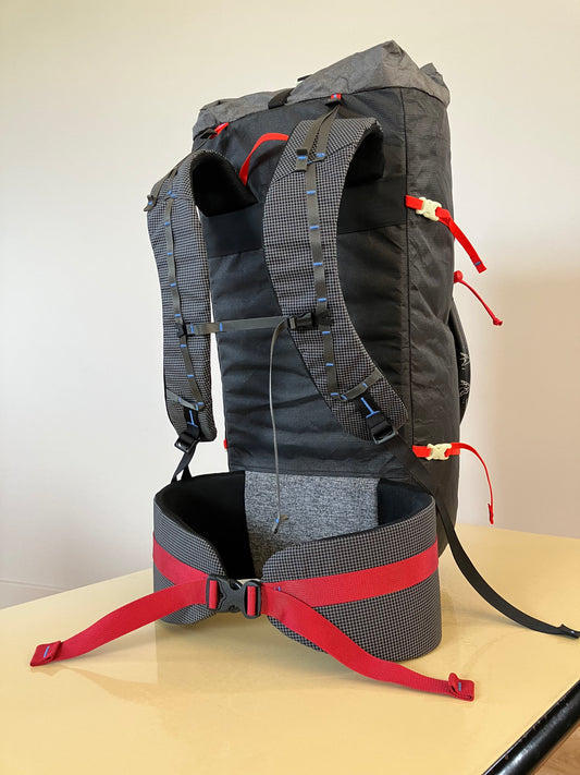 Alpine 35L (Size M)