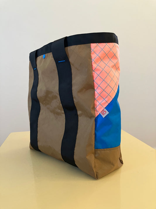 Tote #22
