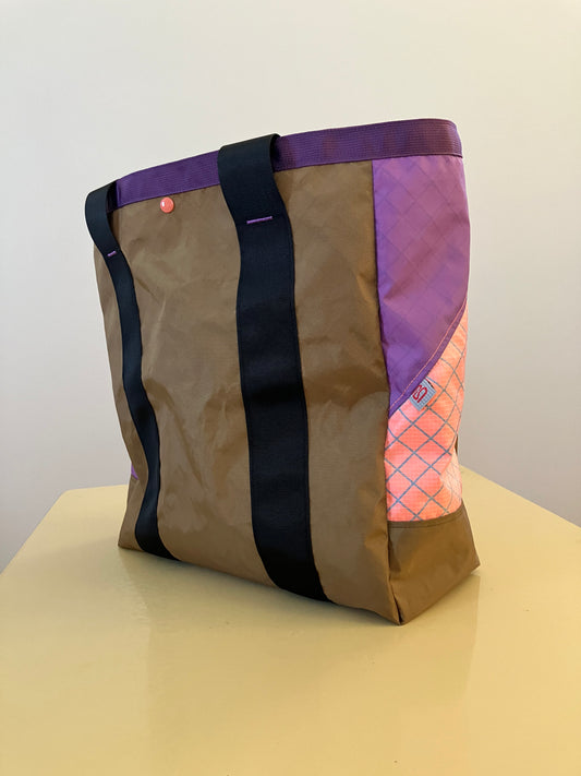 Tote #18